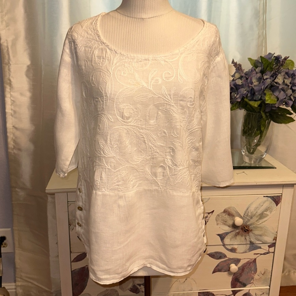 Italian Linen Embroidered Top